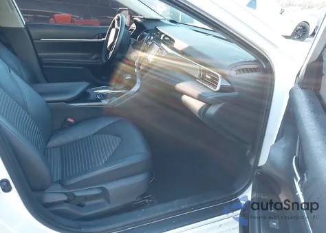 2020 Toyota Camry Se from USA, damaged, VIN 4T1G11AK6LU307103